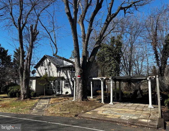$2,300 | 8122 John Mosby Highway, Boyce, VA 22620