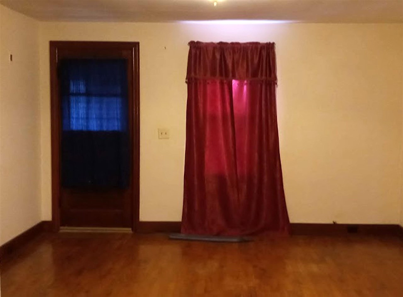 3196 Grove Road Standish, MI 48658 - Photo 4 of 11 1894081-3.JPG