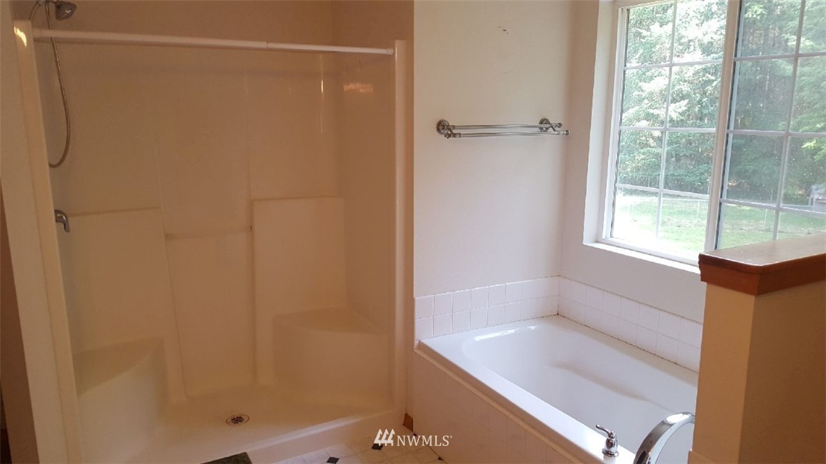 7220 191st Avenue Southwest Rochester, WA 98579 - Photo 18 of 24