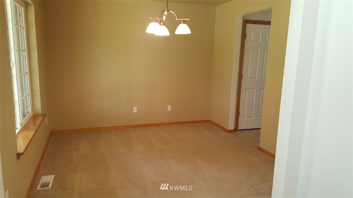 7220 191st Avenue Southwest Rochester, WA 98579 - Photo 8 of 24