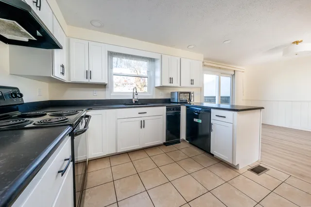 $1,699,000 | 71 Shore Drive, Mashpee, MA 02649