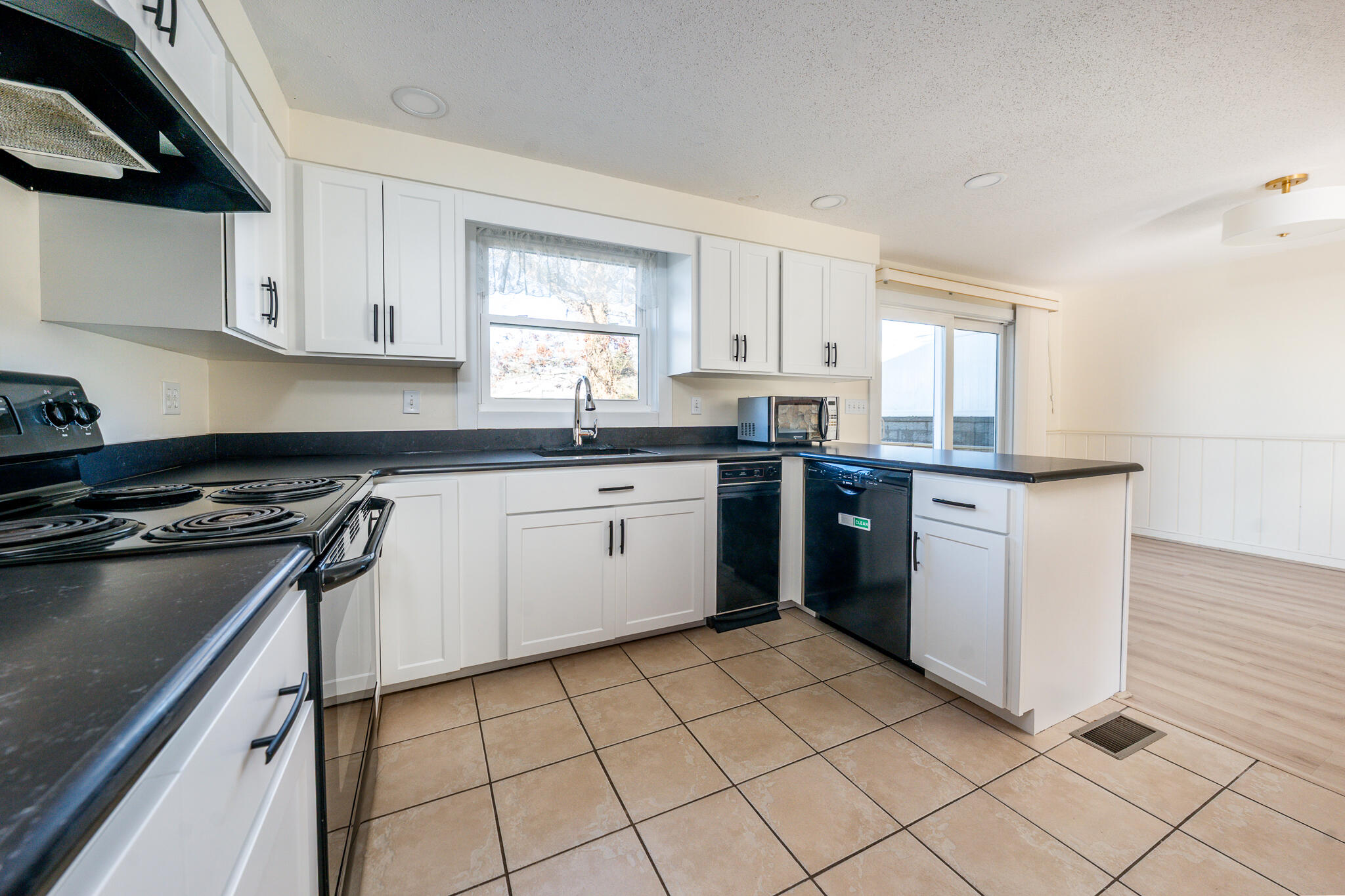71 Shore Drive Mashpee, MA 02649 - Photo 12 of 34 kitchen3
