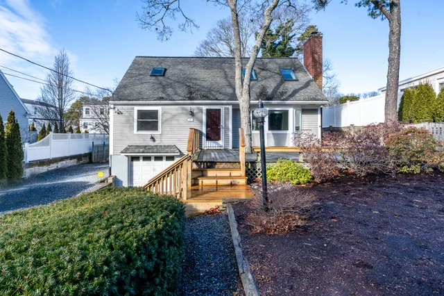 $1,699,000 | 71 Shore Drive, Mashpee, MA 02649