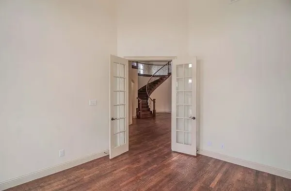 a view of empty room