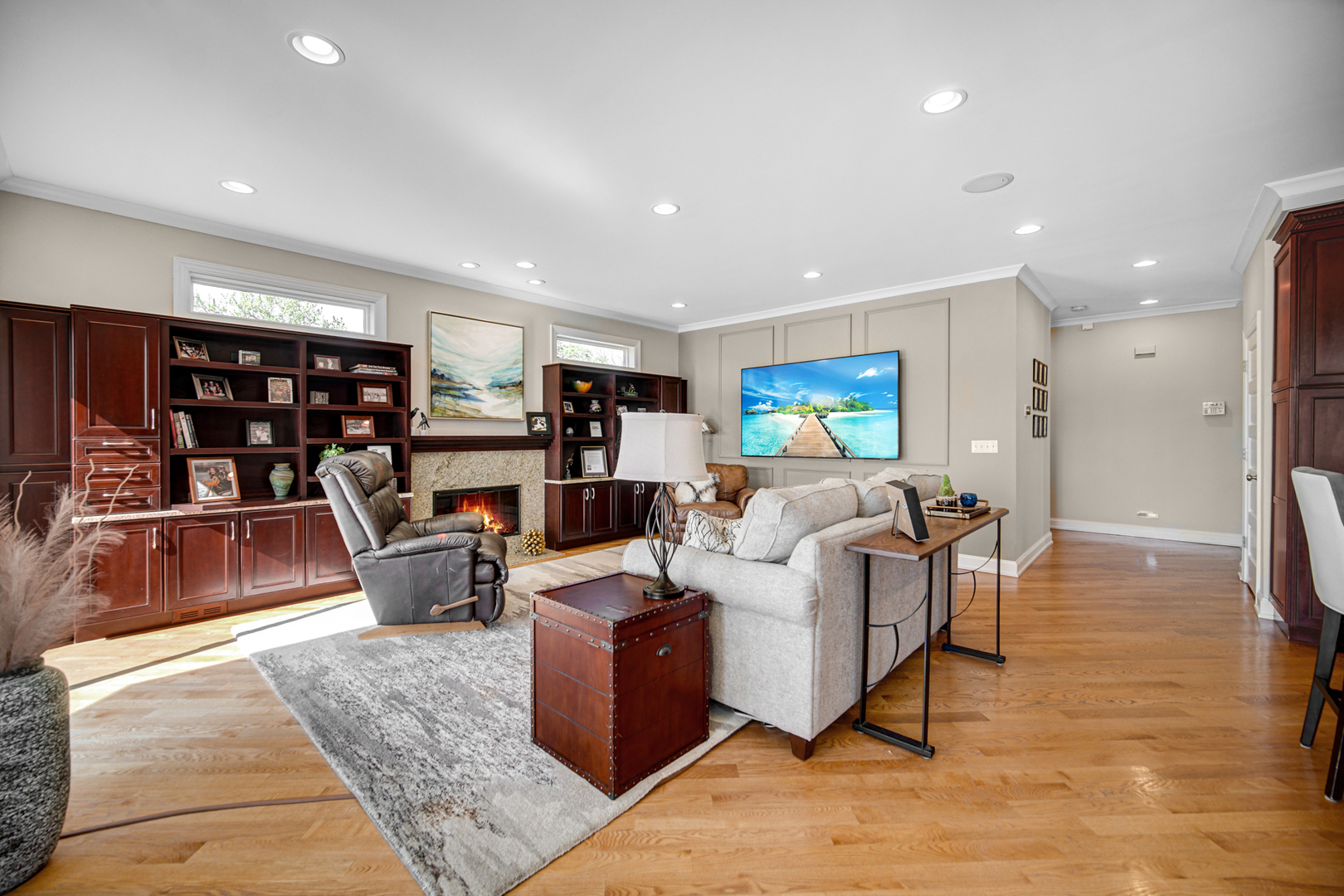 934 Robertson Road South Elgin, IL 60177 - Photo 8 of 42