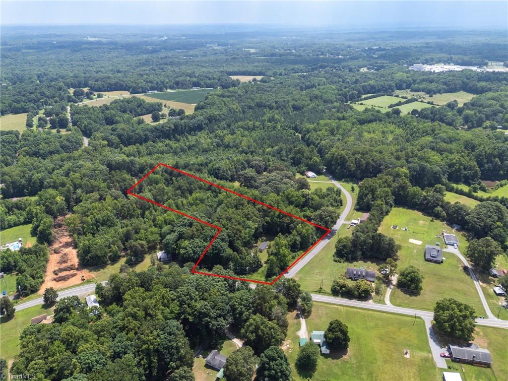 111 Pearson Cemetery Road Reidsville, NC 27320 - Photo 6 of 25 Gallery Image 6