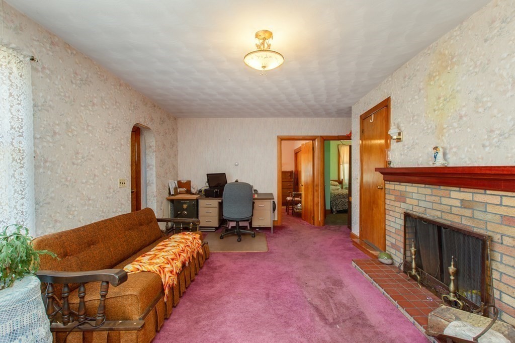 1075 Broadway Road Dracut, MA 01826 - Photo 13 of 19 Gallery Image 13