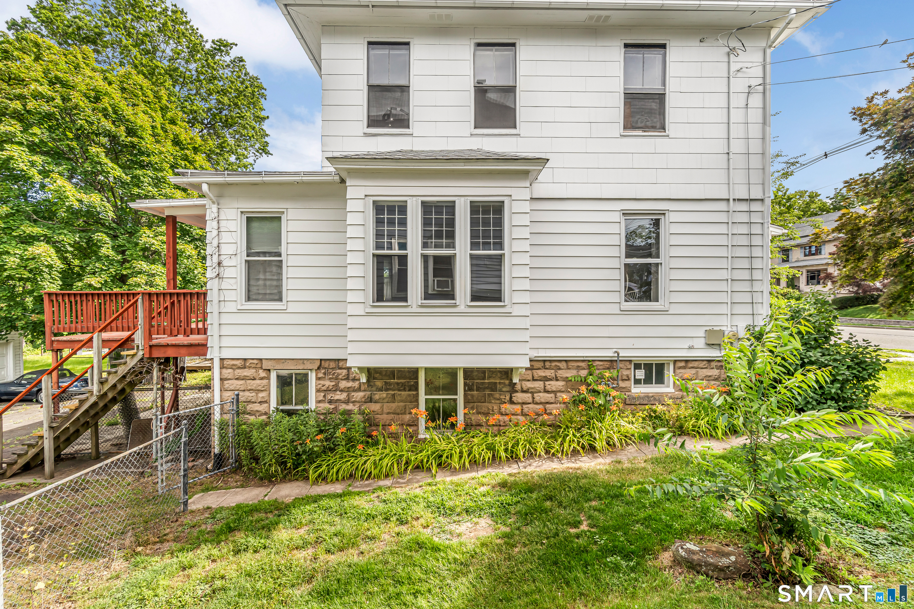 245 Curtis Street Meriden, CT 06450 - Photo 36 of 40
