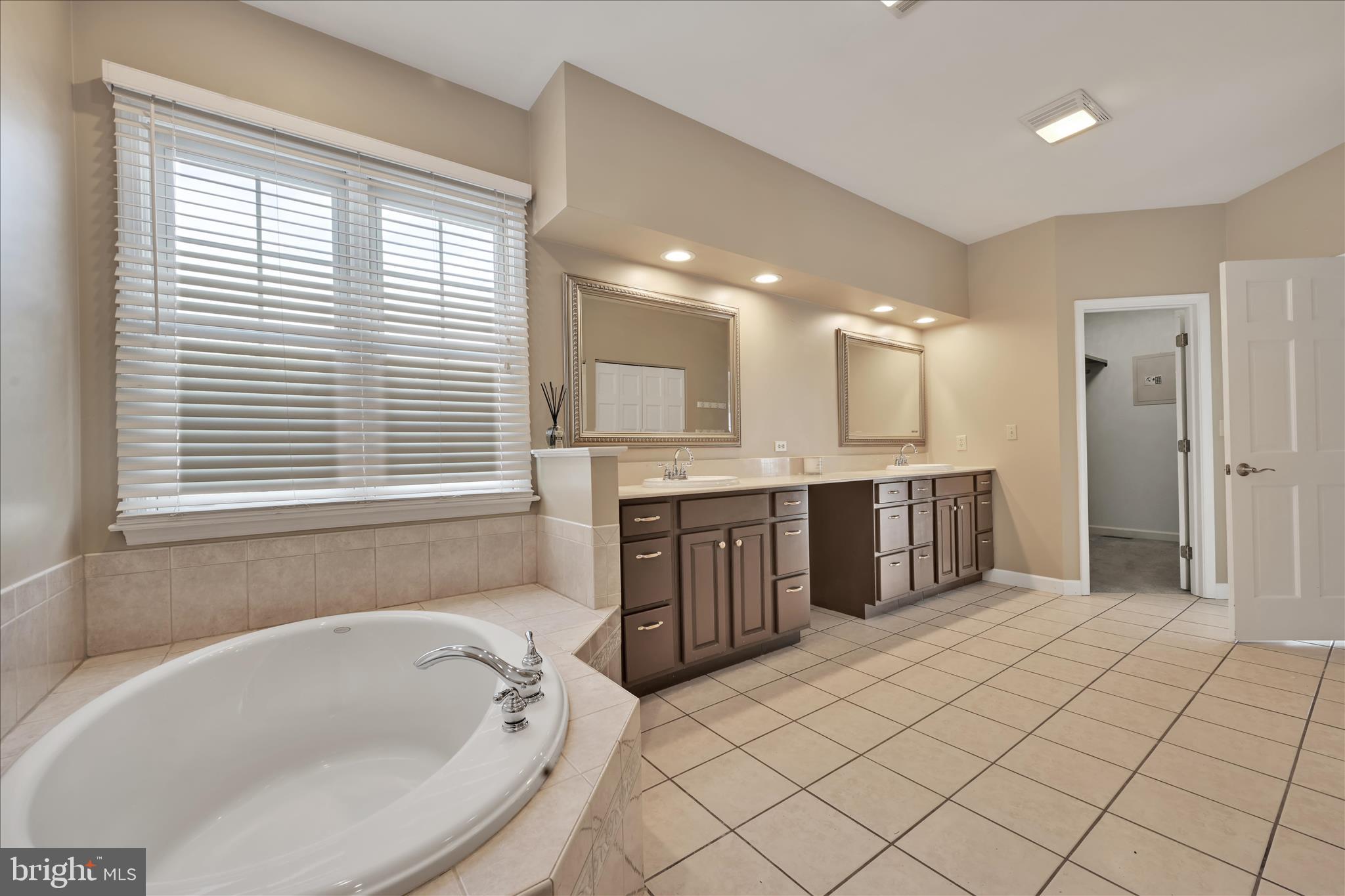 4 Jackson Road Pottsville, PA 17901 - Photo 20 of 45 Primary Bathroom