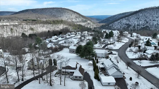 $575,000 | 4 Jackson Road, Pottsville, PA 17901