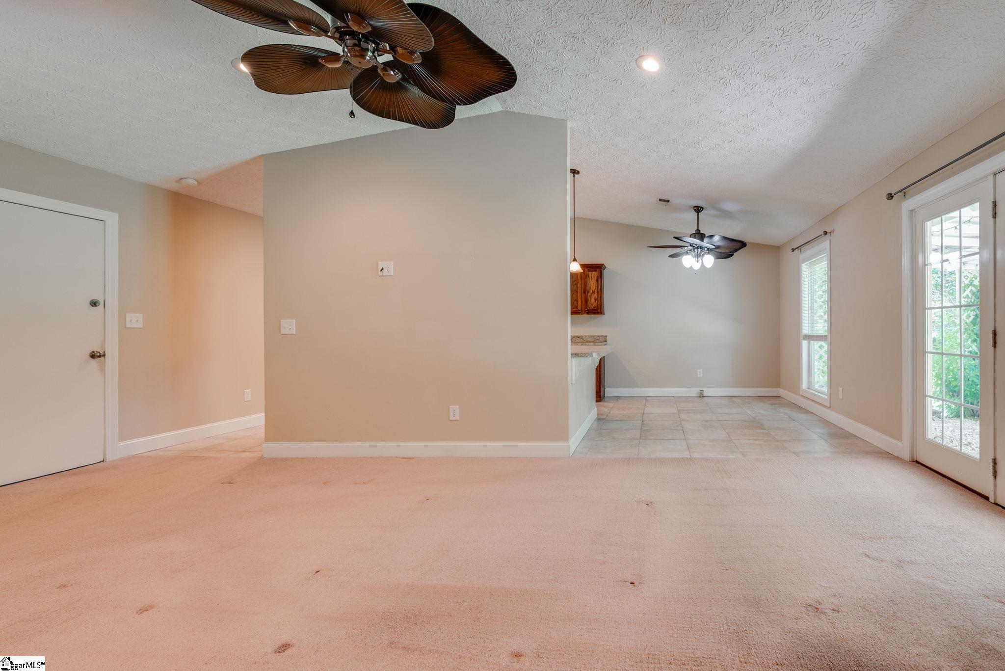 7 Clearfield Road Greenville, SC 29607 - Photo 8 of 34 Gallery Image 8