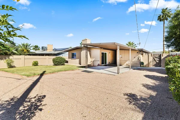 $2,295 | 1135 East Palmcroft Drive, Tempe, AZ 85282