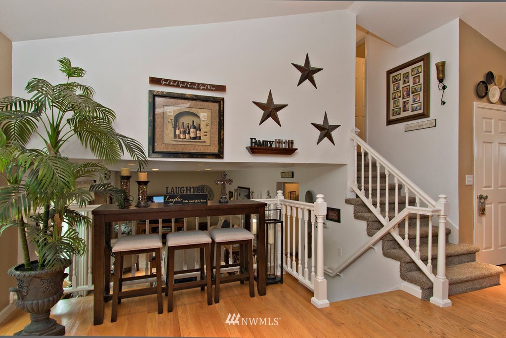 965 Field Avenue Northeast Renton, WA 98059 - Photo 14 of 38 Gallery Image 14