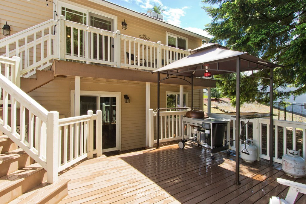965 Field Avenue Northeast Renton, WA 98059 - Photo 31 of 38 Gallery Image 31