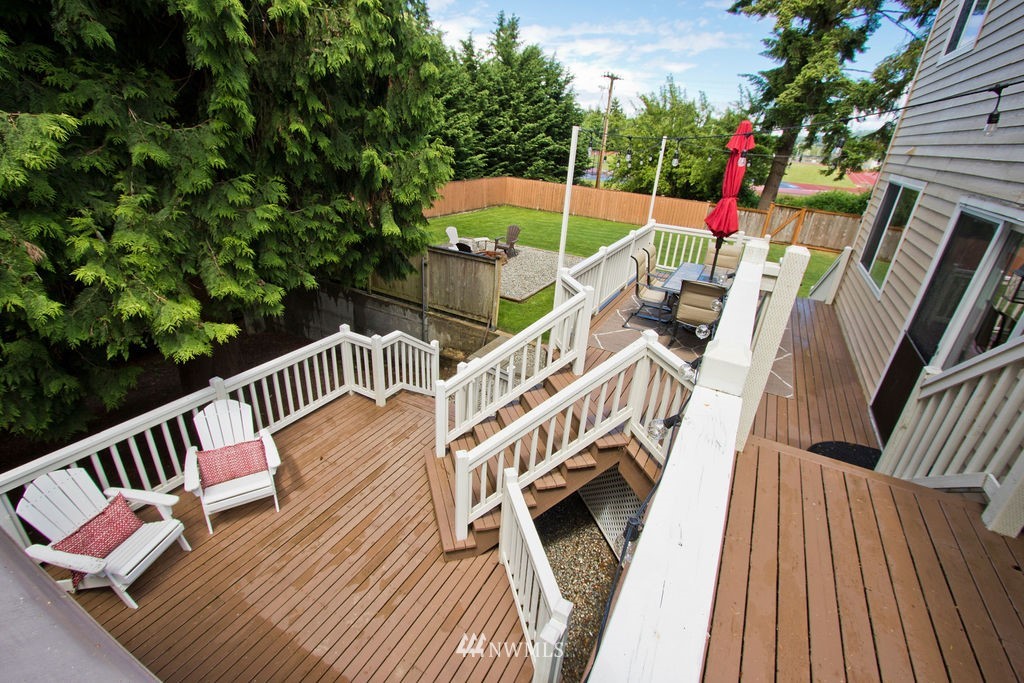 965 Field Avenue Northeast Renton, WA 98059 - Photo 32 of 38 Gallery Image 32