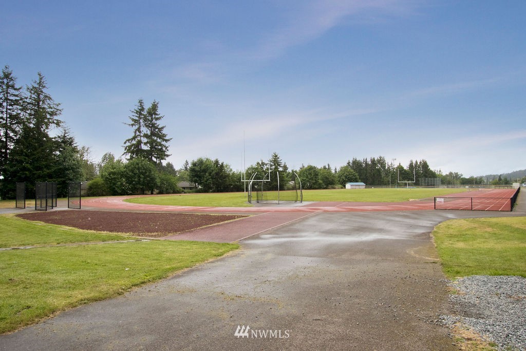 965 Field Avenue Northeast Renton, WA 98059 - Photo 37 of 38 Gallery Image 37