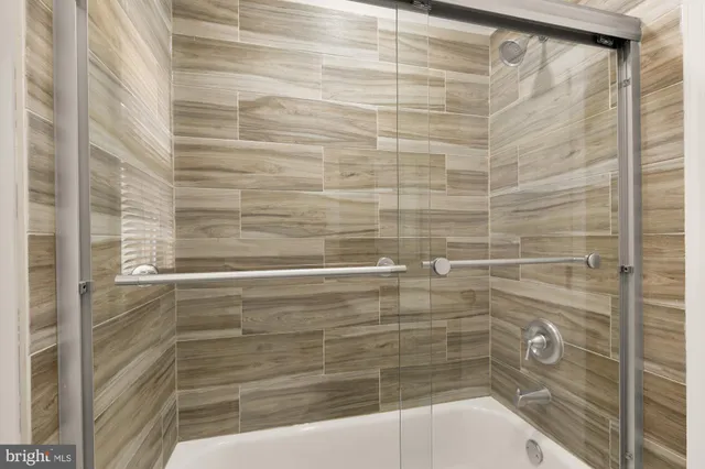 $1,625 | 4131 Hunt Place Northeast, Unit B, Washington, DC 20019