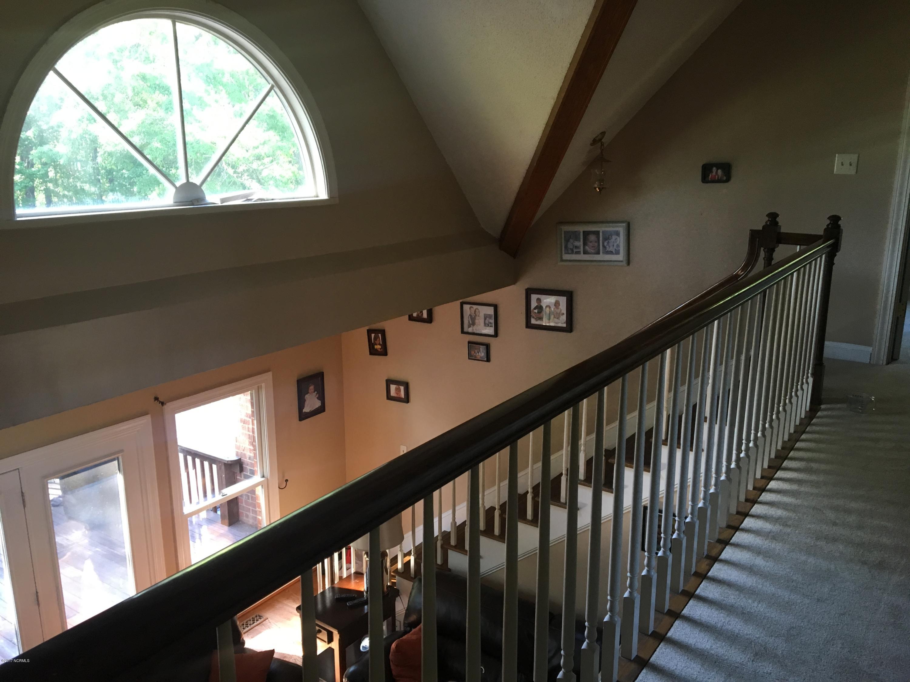 334 Goose Creek Road Washington, NC 27889 - Photo 7 of 13 007 catwalk