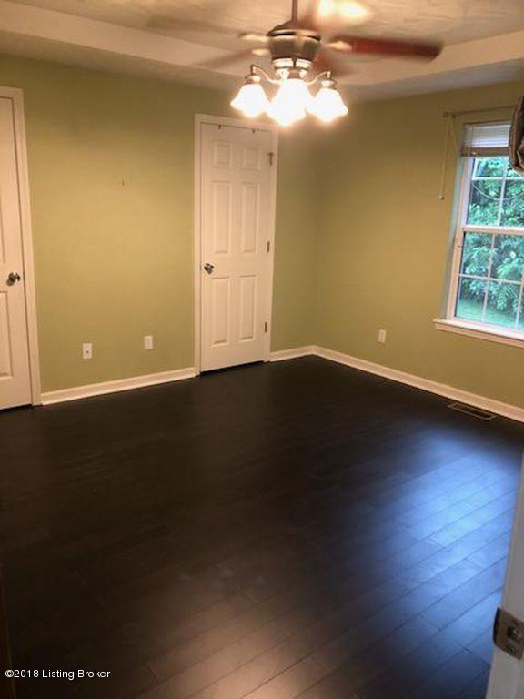 10001 Rimfire Road Louisville, KY 40291 - Photo 8 of 24 5