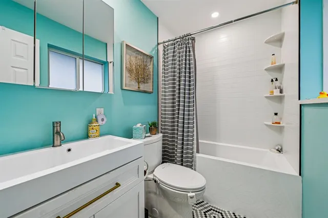 $849,900 | 3676 Northeast 18th Avenue, Oakland Park, FL 33334