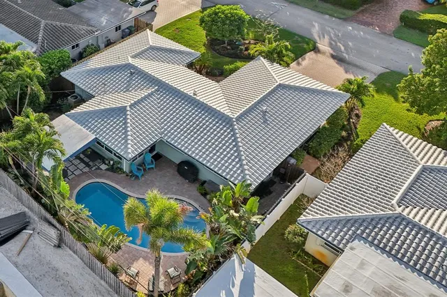 $849,900 | 3676 Northeast 18th Avenue, Oakland Park, FL 33334