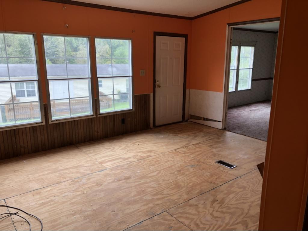 4504 James Road Norton, VA 24273 - Photo 10 of 18 Photo 10