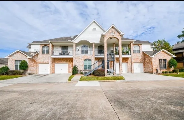 $175,000 | 12755 Mill Ridge Drive, Unit 905, Cypress, TX 77429