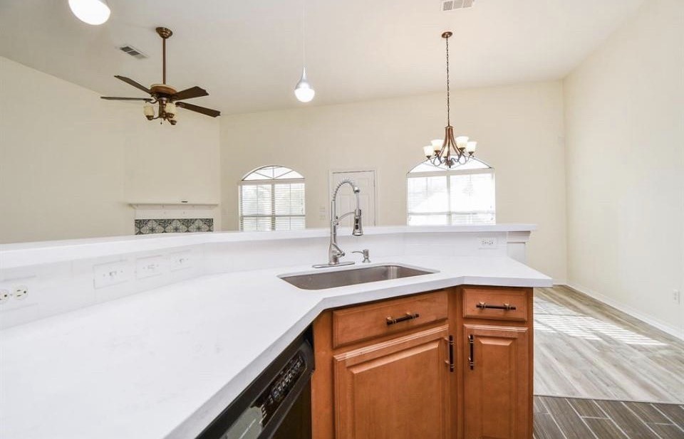 12755 Mill Ridge Drive, Unit 905 Cypress, TX 77429 - Photo 9 of 32