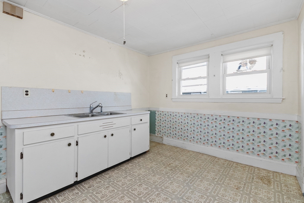 29-31 Bay State Road Quincy, MA 02171 - Photo 30 of 40 Gallery Image 30