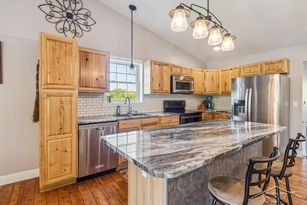 534 South Castor Road Shepherd, MI 48883 - Photo 15 of 73