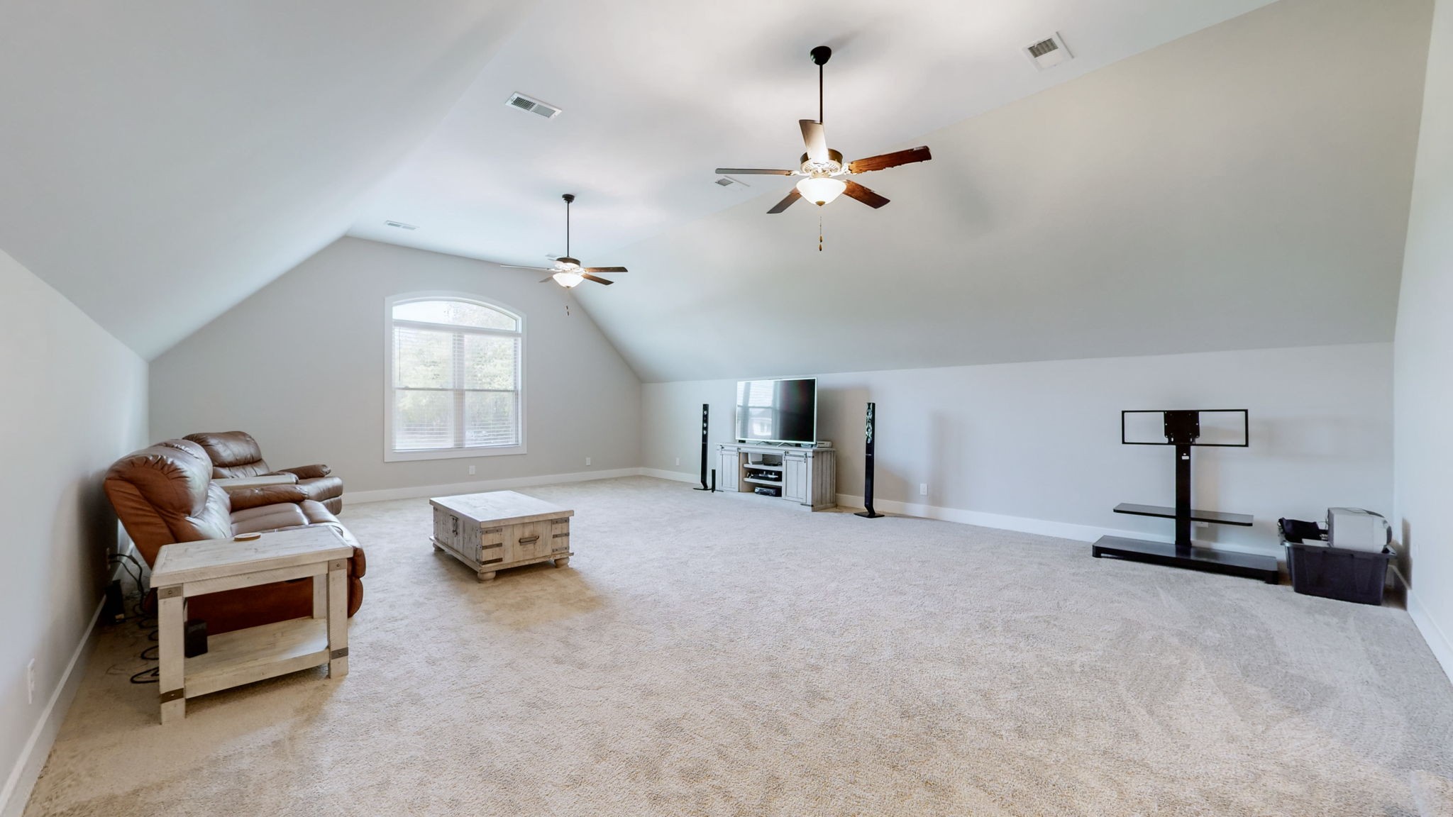 7400 Cedar Forest Road Lebanon, TN 37090 - Photo 49 of 70 a living room with furniture