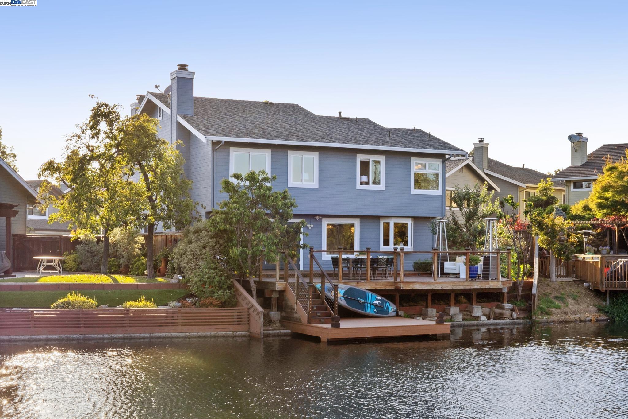 a view of house with outdoor space