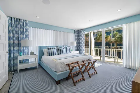 $2,395,000 | 2275 South Ocean Boulevard, Unit 206A, Palm Beach, FL 33480