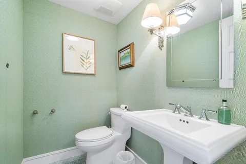 $2,395,000 | 2275 South Ocean Boulevard, Unit 206A, Palm Beach, FL 33480