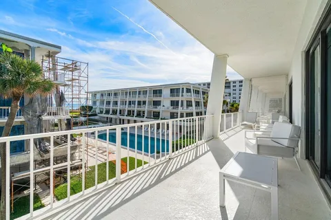 $2,395,000 | 2275 South Ocean Boulevard, Unit 206A, Palm Beach, FL 33480