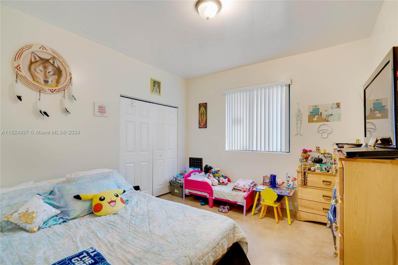 10129 West Jessamine Street Miami, FL 33157 - Photo 37 of 50 a children room with toys and toys