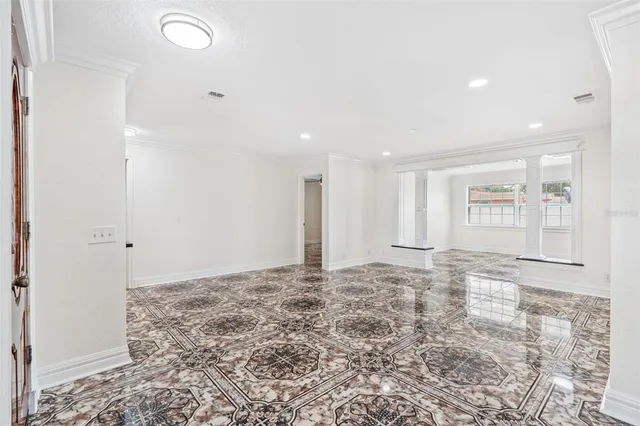 $390,000 | 107 Valley Circle, Brandon, FL 33510