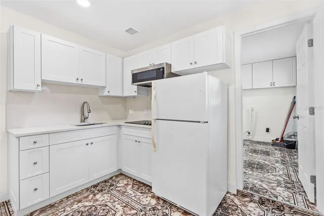 $390,000 | 107 Valley Circle, Brandon, FL 33510