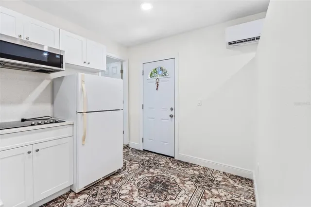 $390,000 | 107 Valley Circle, Brandon, FL 33510