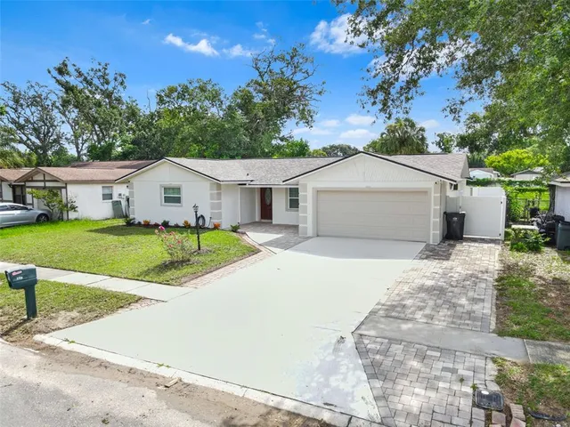 $390,000 | 107 Valley Circle, Brandon, FL 33510