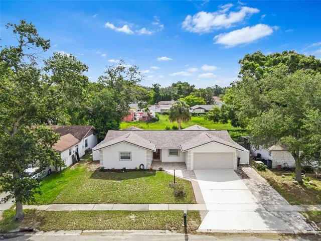 $390,000 | 107 Valley Circle, Brandon, FL 33510