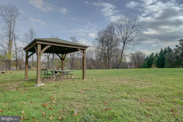 a view of a outdoor space