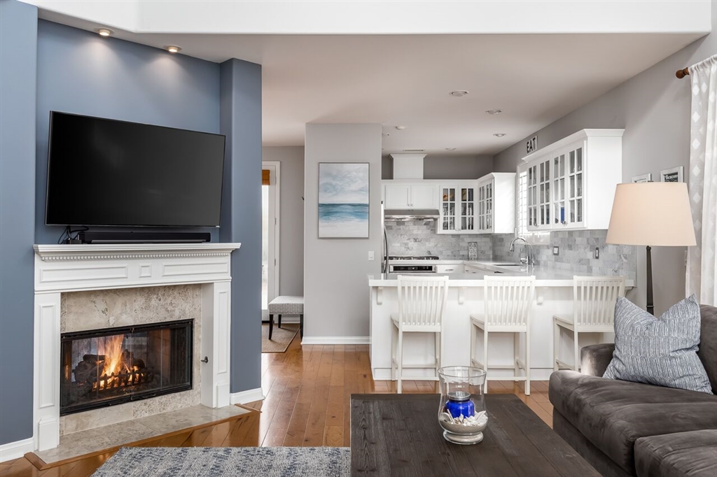 1243 Hermes Avenue Encinitas, CA 92024 - Photo 3 of 21