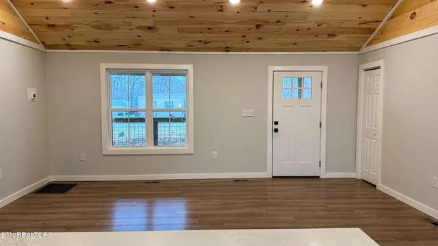 $325,000 | 404 High Street, Elgin, TN 37852