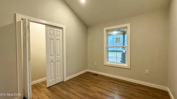 $319,900 | 404 High Street, Elgin, TN 37852
