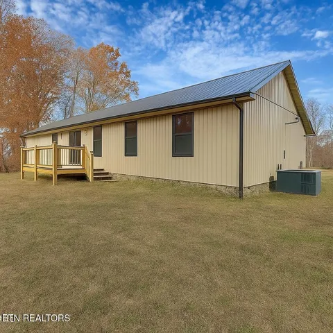 $325,000 | 404 High Street, Elgin, TN 37852