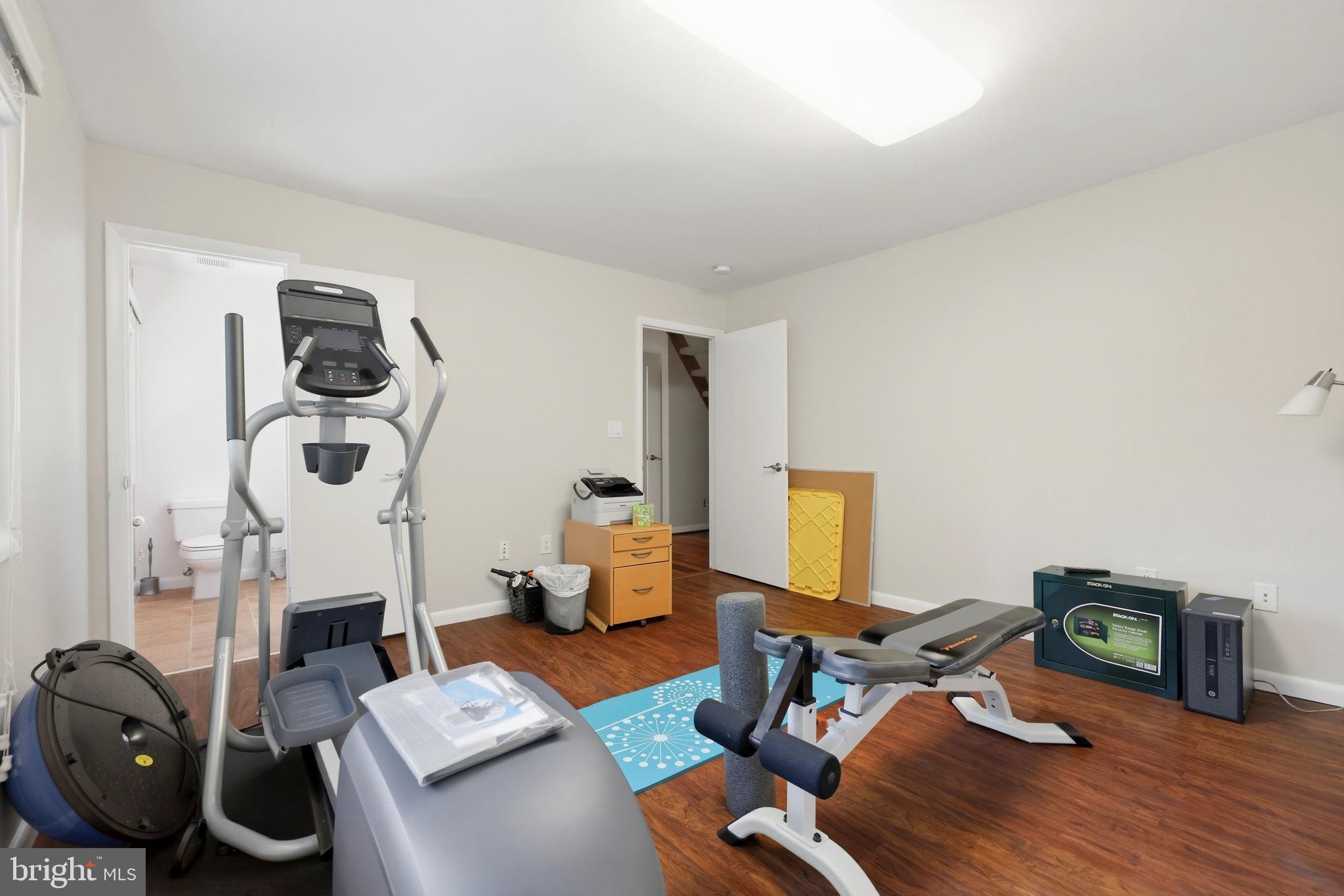 8578 Brickyard Road Potomac, MD 20854 - Photo 40 of 83