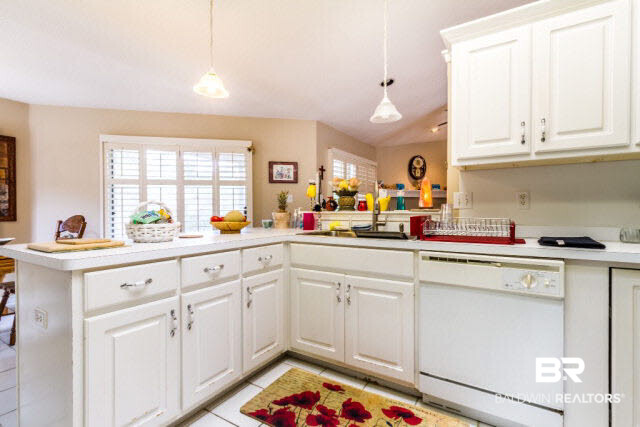 30330 Ono N Loop West Orange Beach, AL 36561 - Photo 5 of 24 Kithcen
