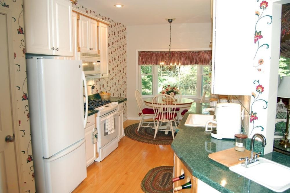 7158 River Ridge Road Canadian Lakes, MI 49346 - Photo 18 of 20 Kitchen