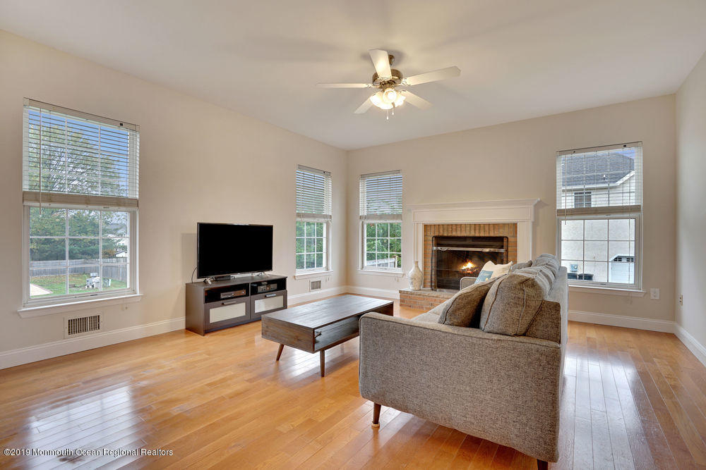 1354 Old Farm Road Manasquan, NJ 08736 - Photo 11 of 40 Family Room